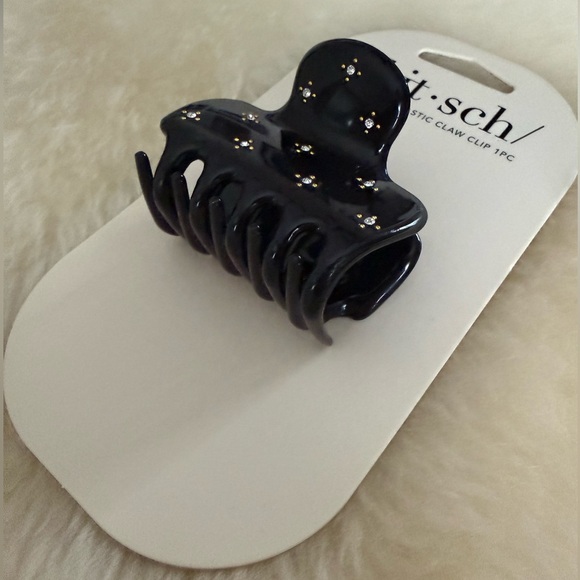 Kitsch Rhinestone Claw Clip - Picture 2 of 3